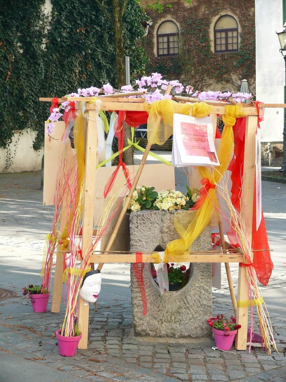2009_osterbrunnen_136.jpg