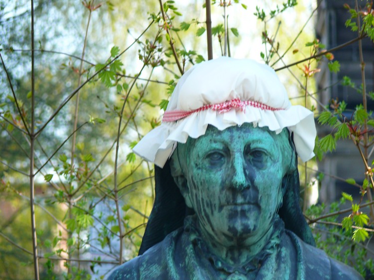 2009_osterbrunnen_146.jpg