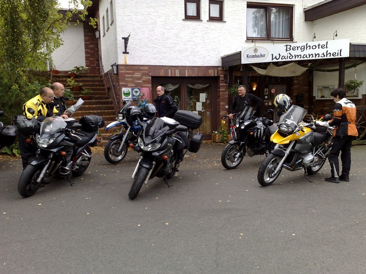 2009_ris_biketour_104.JPG