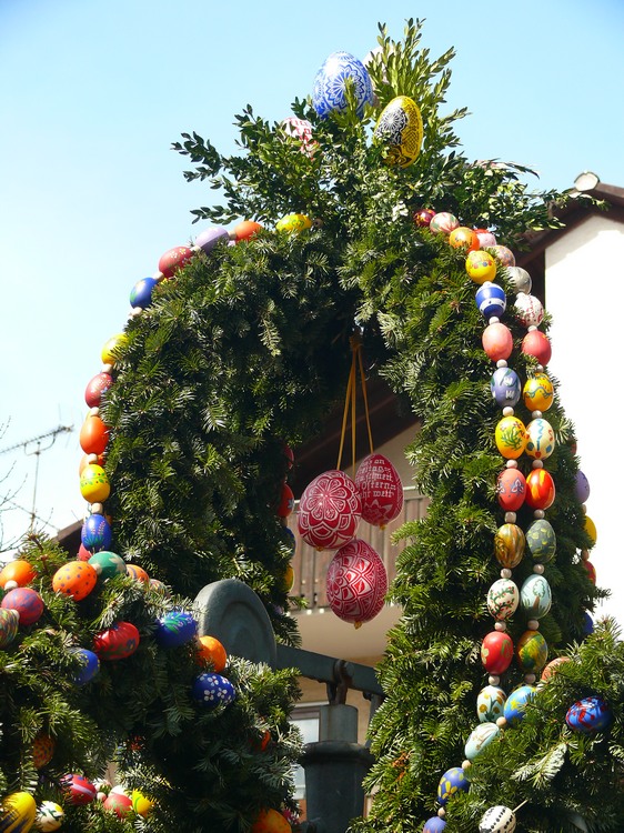 2010_osterbrunnen_fraenkische-schweiz_003.jpg