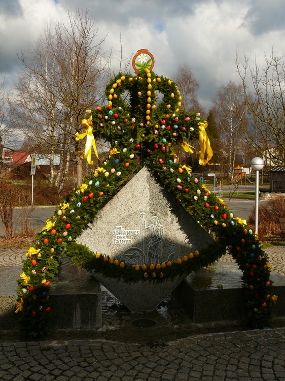 2012_osterbrunnen_074.jpg