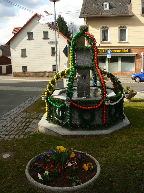 2012_osterbrunnen_081.jpg