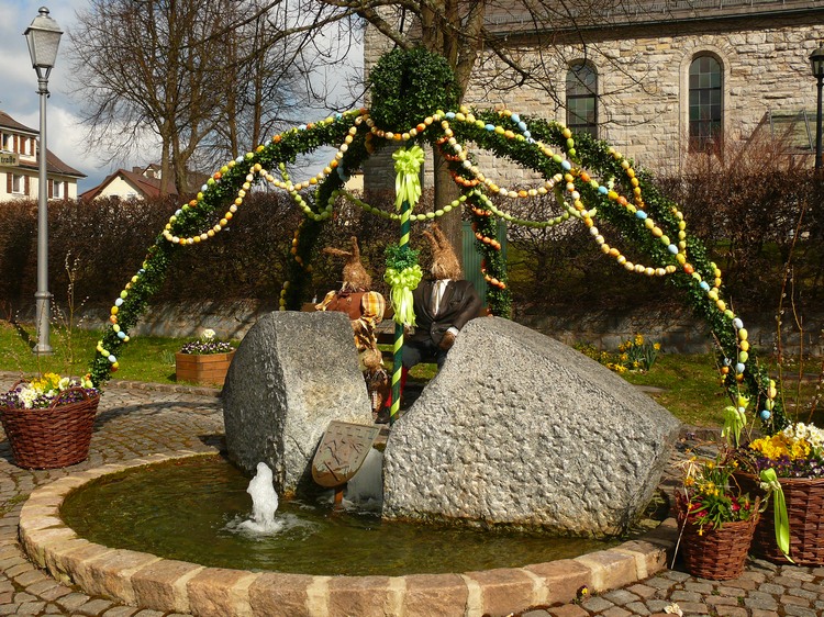 2012_osterbrunnen_085.jpg