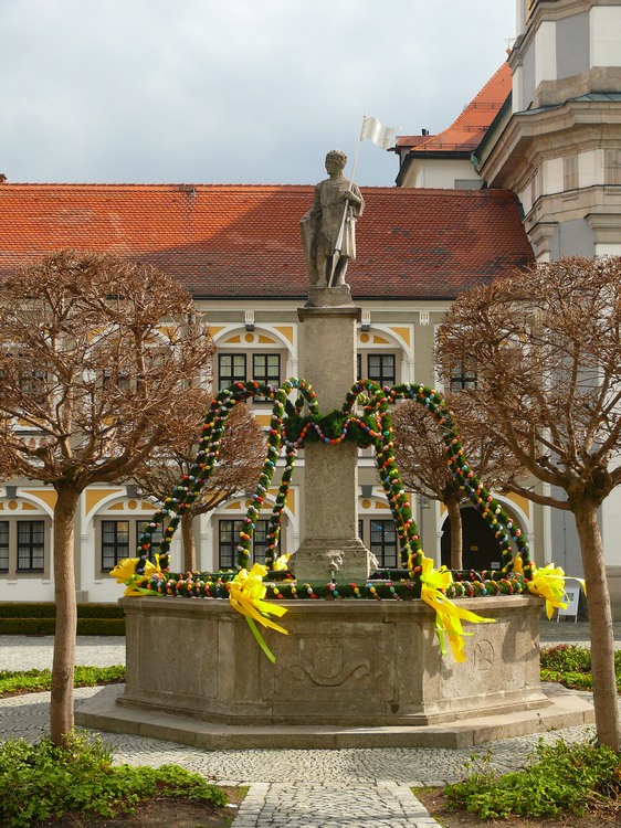 2012_osterbrunnen_094.jpg