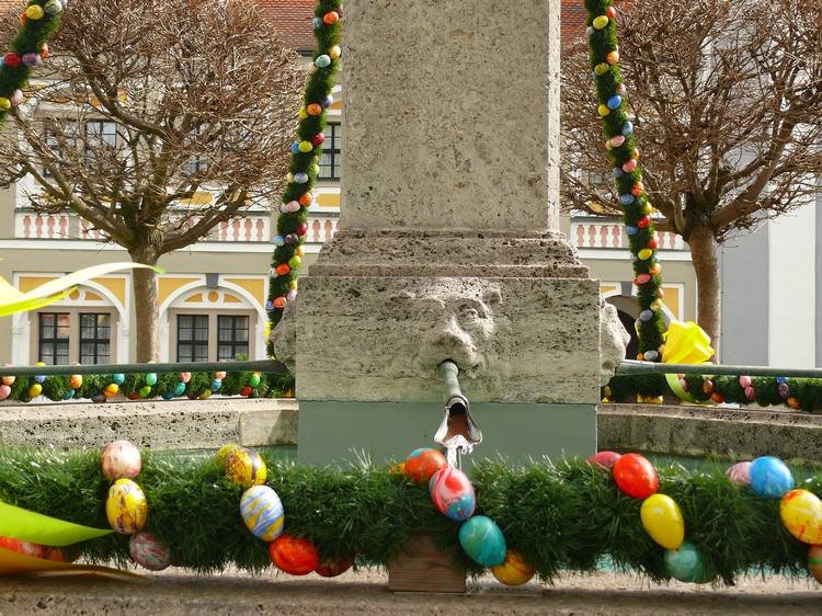 2012_osterbrunnen_095.jpg