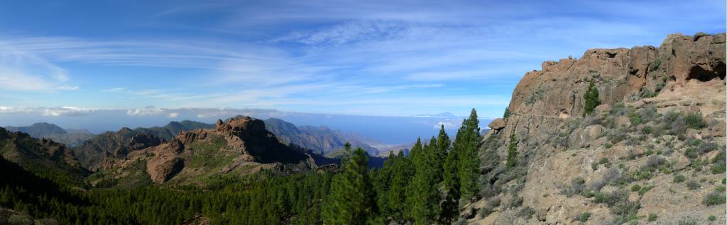 Gran Canaria (Blick bis Teneriffa vom Roque Nublo)